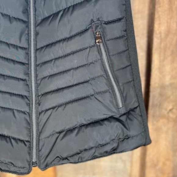 Special One Black Quilted Vest with Faux Fur Collar - Size Small - Picture 2 of 10